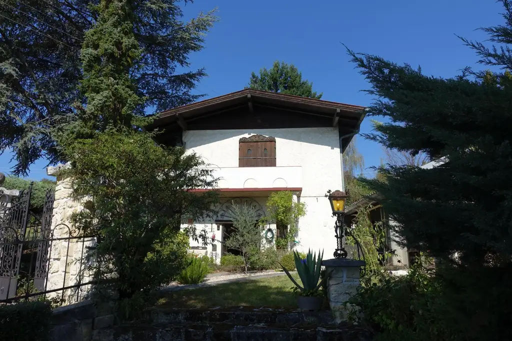 Residenz im Weingebirge – Rückzugsort mit Parkanlage