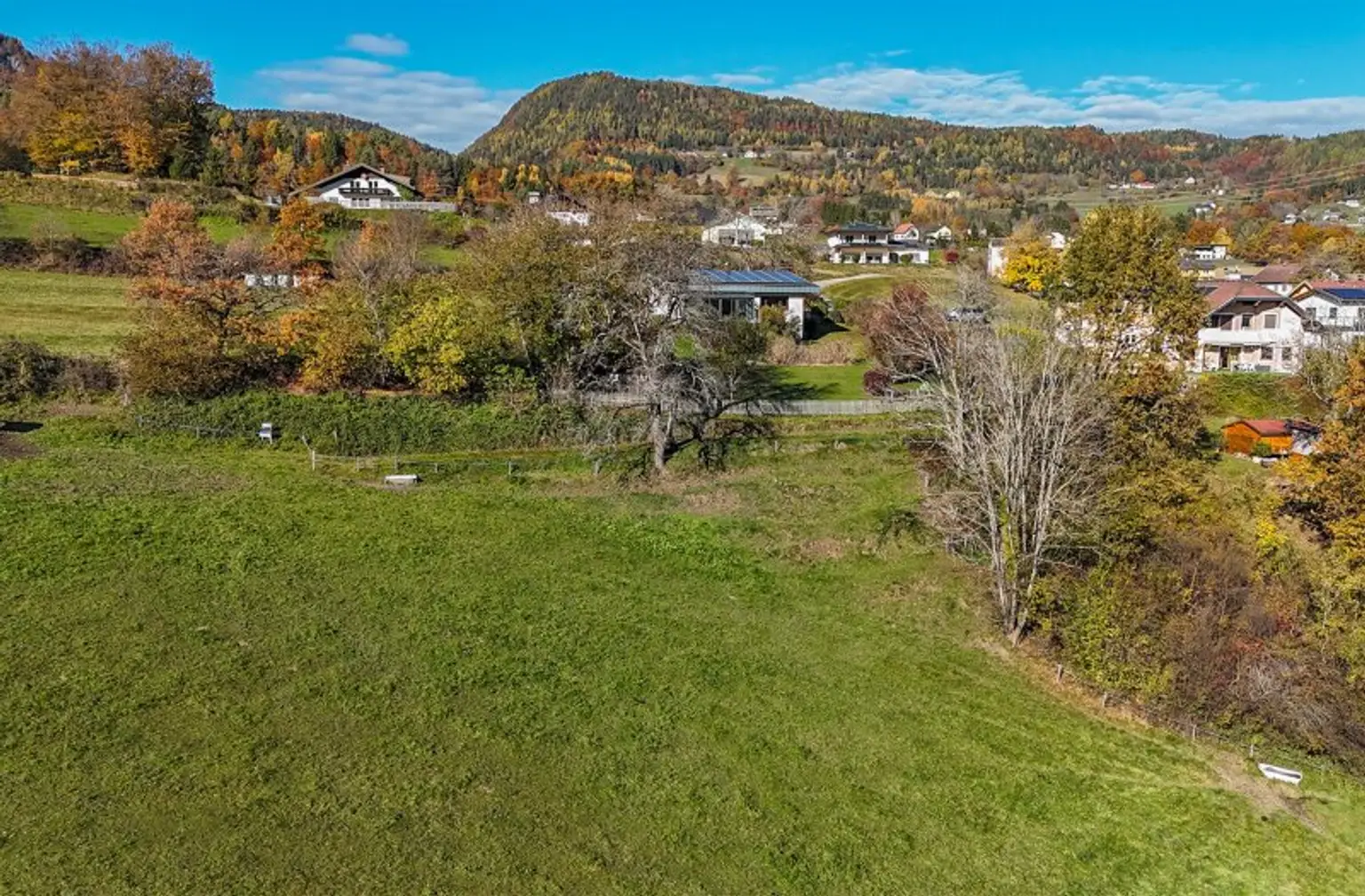 Traumgrundstück für Individualisten in sonnenverwöhnter Lage
