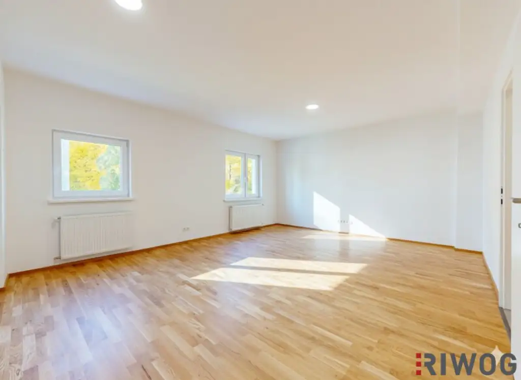 ERSTBEZUG nach Sanierung I 3 Zimmer Wohnung mit Balkon in wundervoller Grünlage I Tischler Einbauküche inkl. Siemensgeräte im Preis inbegriffen