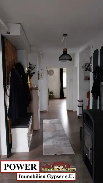 Großzügiges Wohnhaus in Zentrumsnähe !!