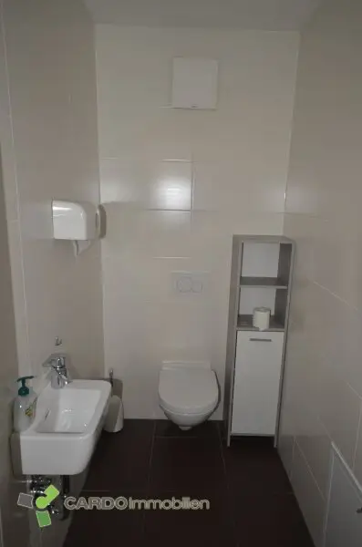 Maissonette, Attraktive Gewerbefläche zu vermieten – ca. 260 m², Nähe UNO City & U-Bahn