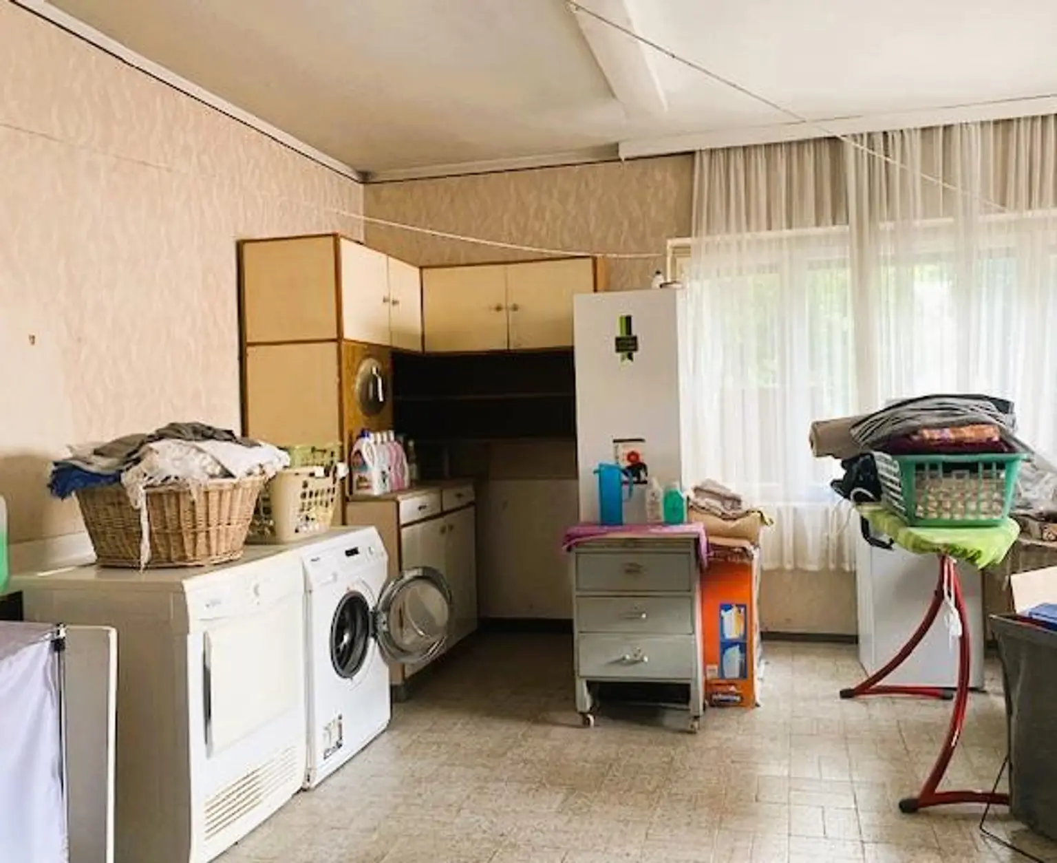 Familienwohnsitz inkl Baulandreserve! Grünoase mit Nebengebäude!