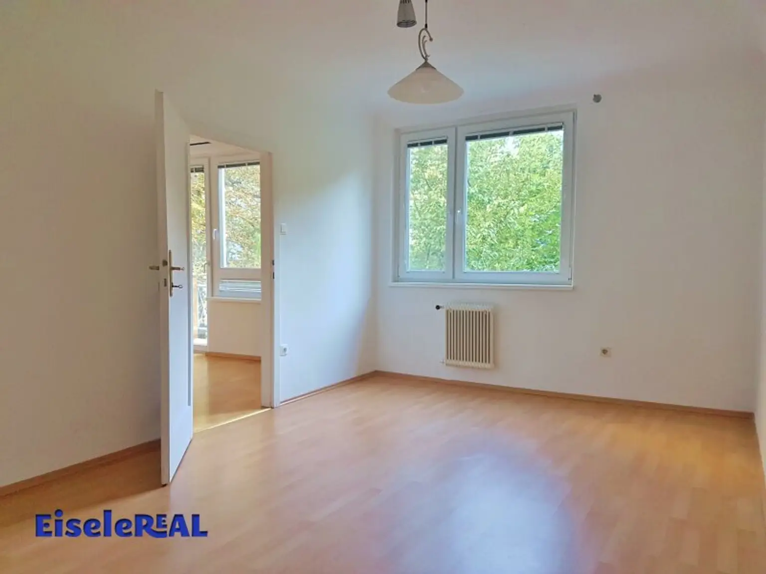 U4 Nähe - gemütliche 2 Zimmer Wohnung!!