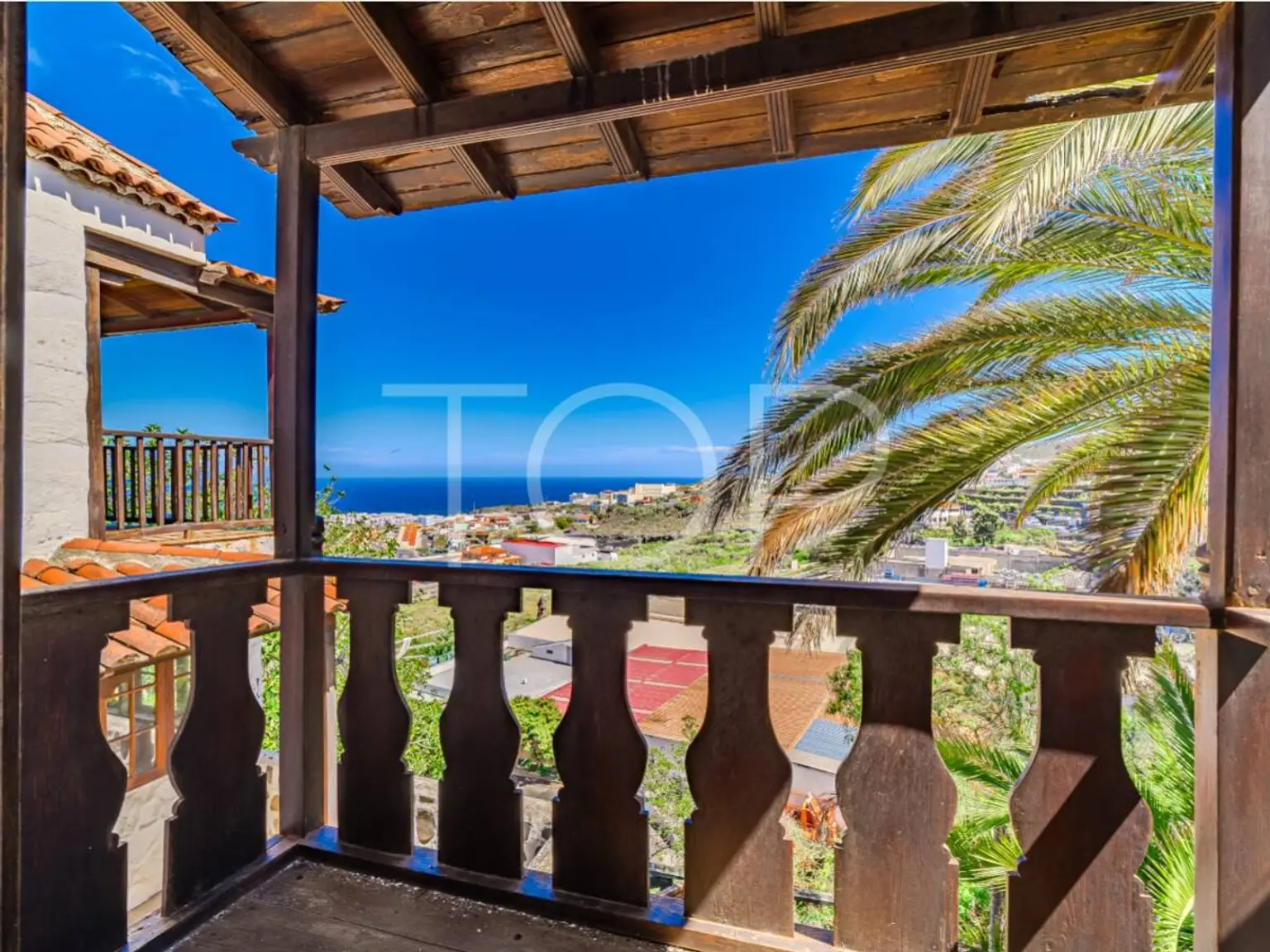 f4676165-7dc8-4b7f-b7bb-6cd91d31566c