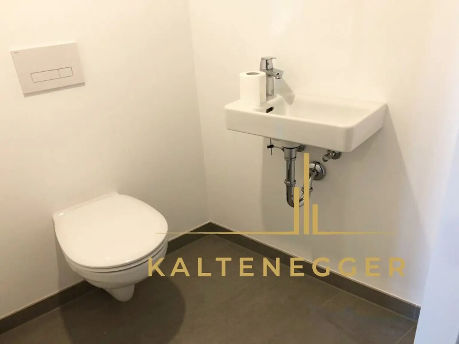 Helle 2-Zimmer Wohnung mit Terrasse im 3. Stock - für Singles oder Paare
