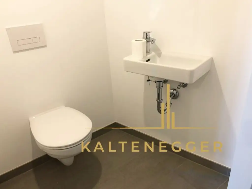 Helle 2-Zimmer Wohnung mit Terrasse im 3. Stock - für Singles oder Paare