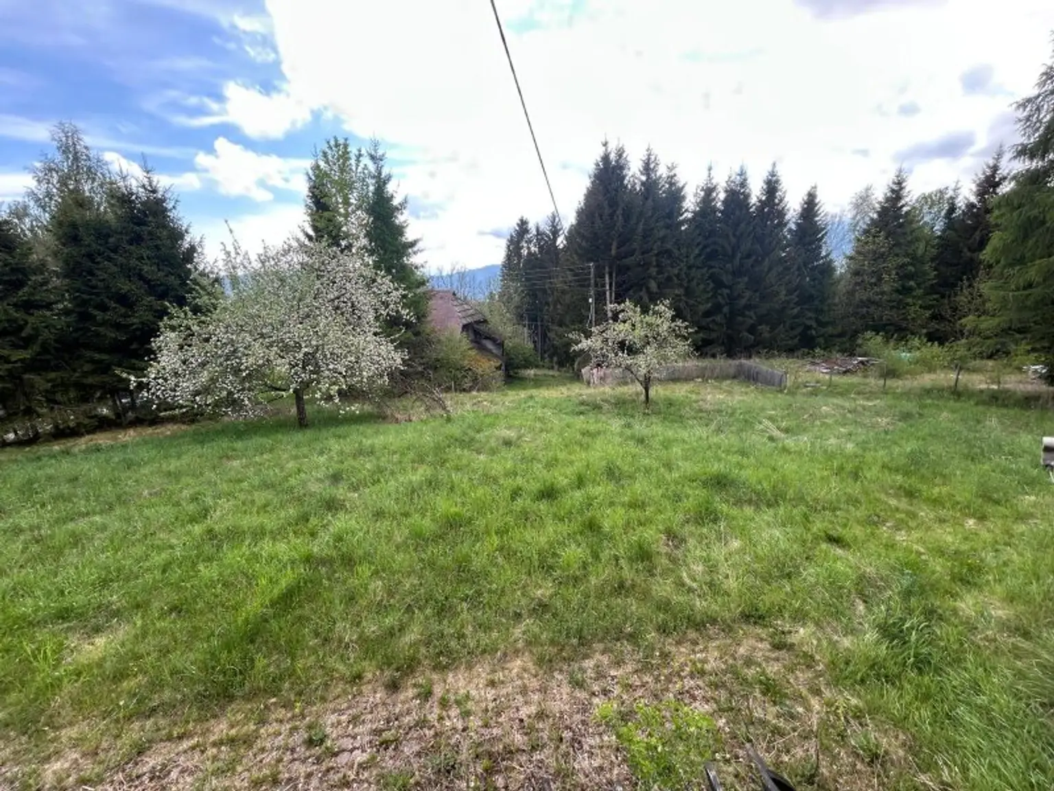 Region Hochrindl, tolles Alm Haus 80 m² mit 1500m² Grundstück, Wasser Quelle, Terrasse, öffentliche  Zufahrt  Kärnten, Preis € 169 000 !