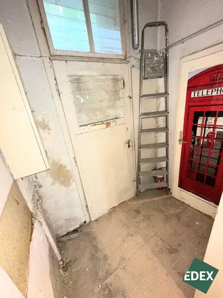 Sanierungsbedürftige 1-Zimmer-Wohnung in zentraler Lage