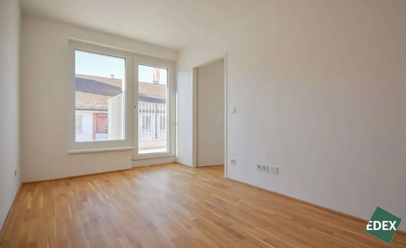ERSTBEZUG - Ideale 2 Zimmer-Wohnung mit separater Küche und Terrasse
