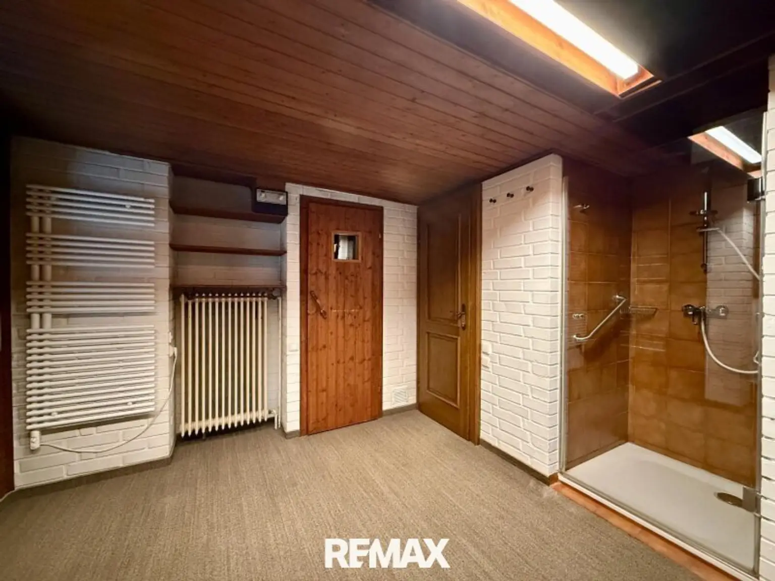 Sauna und Dusche