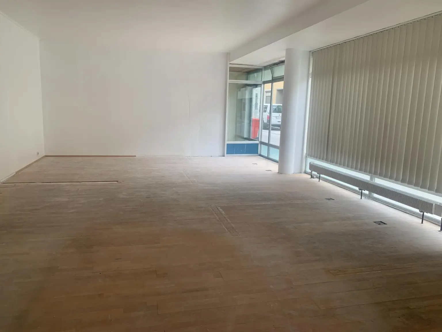 Schönes, helles Innenstadt - Geschäftslokal, barrierefrei, auch als Büro, Praxis oder Ordination nutzbar