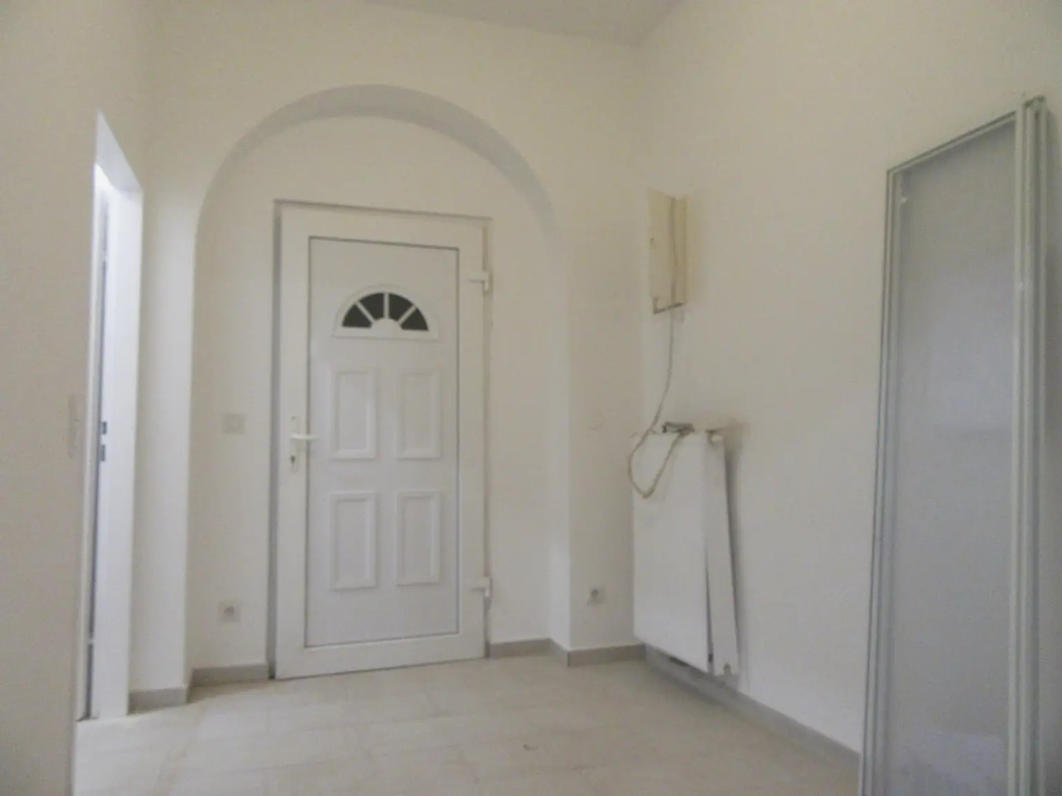 NÄHE LEOPOLDAUER PLATZ – NEU RENOVIERTES 2-ZIMMER APARTMENT MIT BALKON