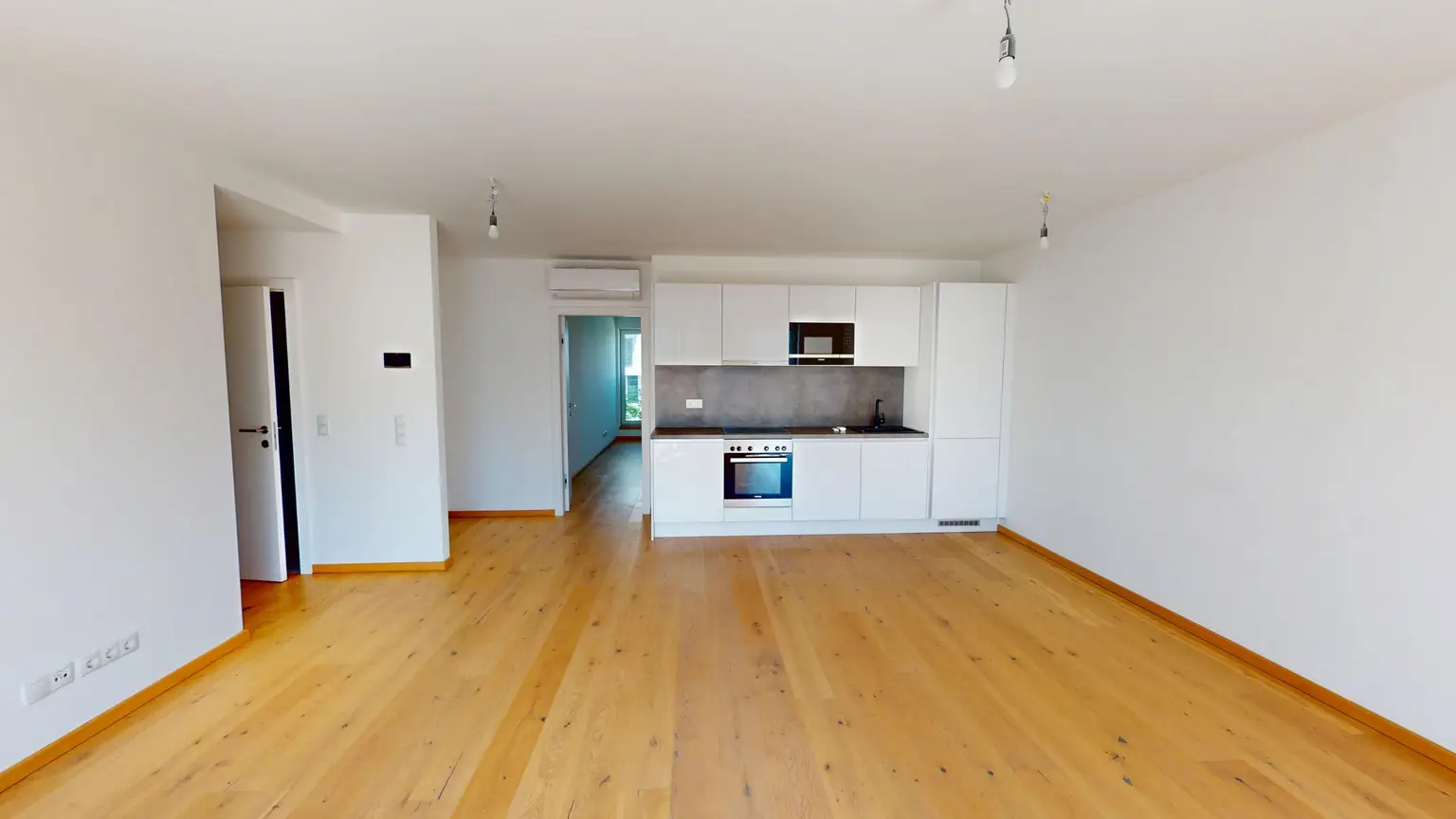 Moderne Dachgeschosswohnung mit Balkon in Brigittenau
