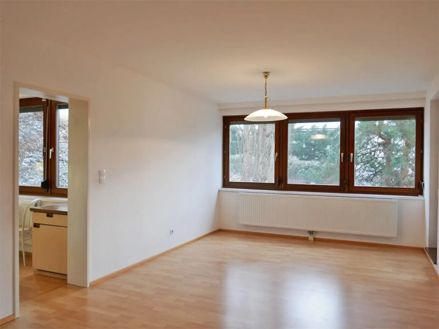 Wohnzimmer Richtung Küche