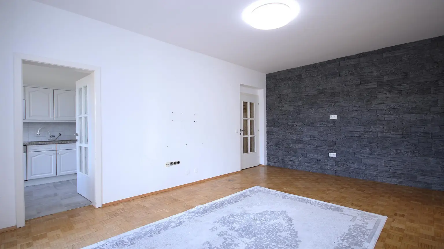 Großzügiges Wohnzimmer