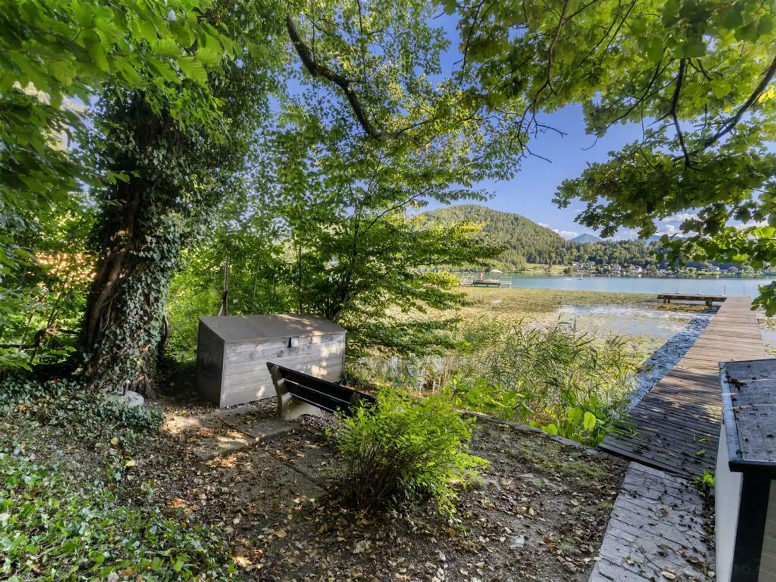 Klopeiner See - Einfamilienhaus mit separater Wohneinheit und eigenem Seegrundstück |Lake Klopeiner See - Family home with separate living unit and private lakefront property