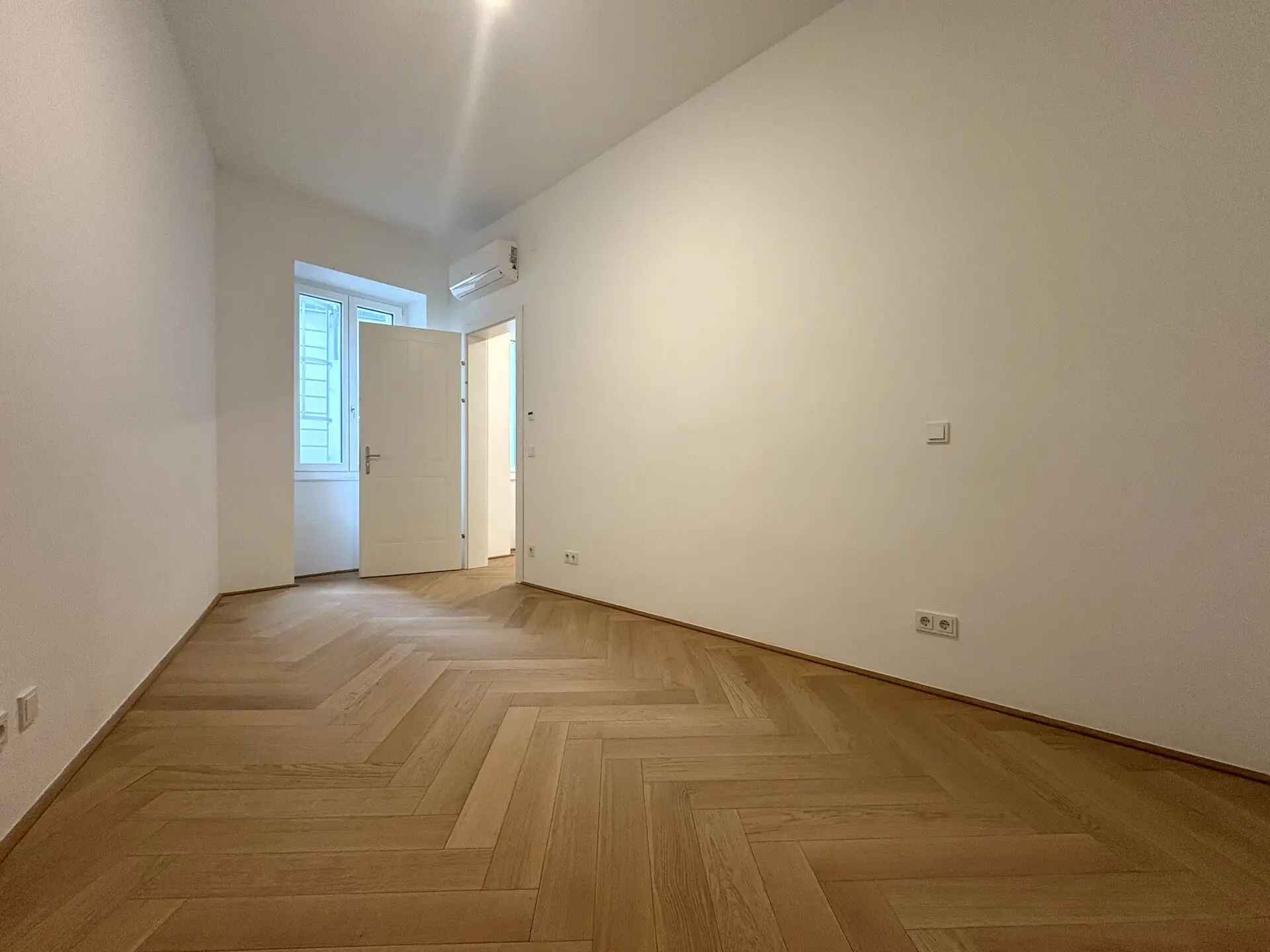 20260124_114348461_iOS