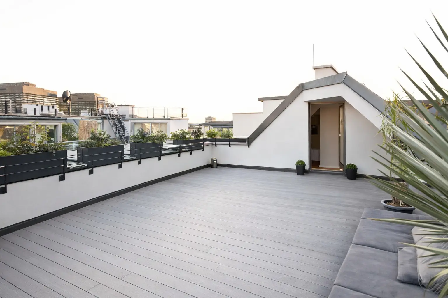 LUXUS PENTHOUSE NÄHE ALTE DONAU