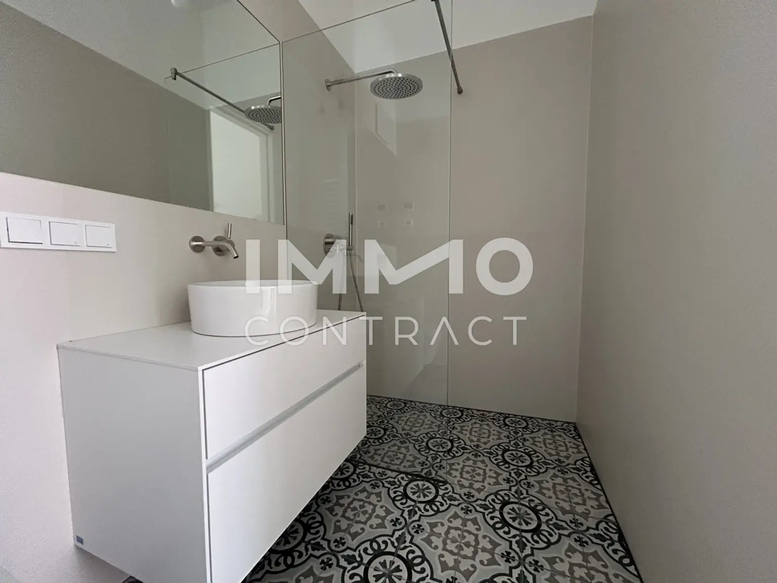 Exklusive 3-Zimmer-Wohnung mit Balkon - TOP Lage