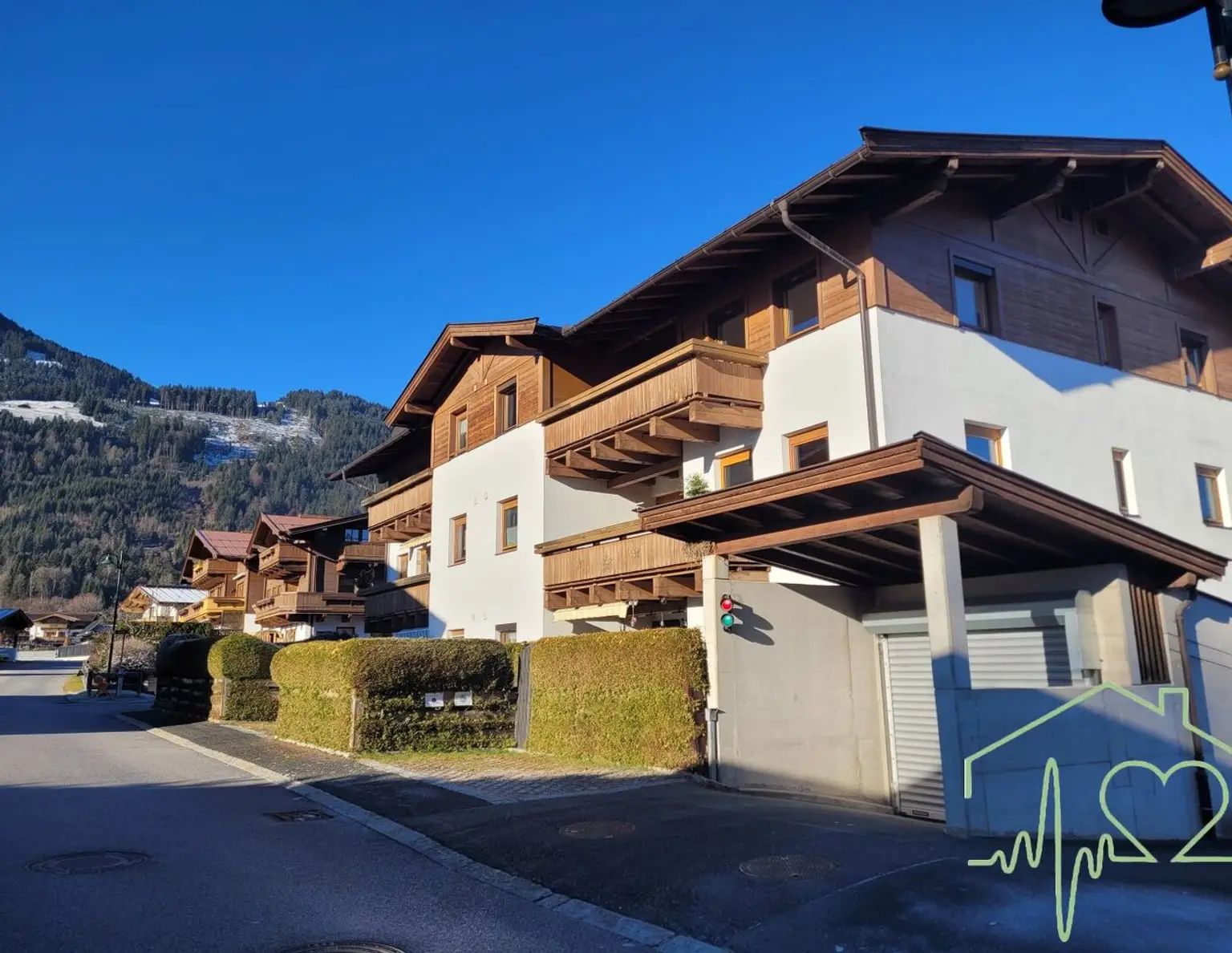 Traumwohnung in Reith bei Kitzbühel: 4 Zimmer mit Südbalkon & Garage!