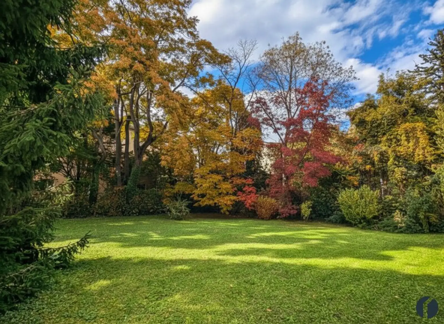 Ihr Rückzugsort über den Dächern – bezugsfertig, zentral und mit traumhaftem Weitblick!