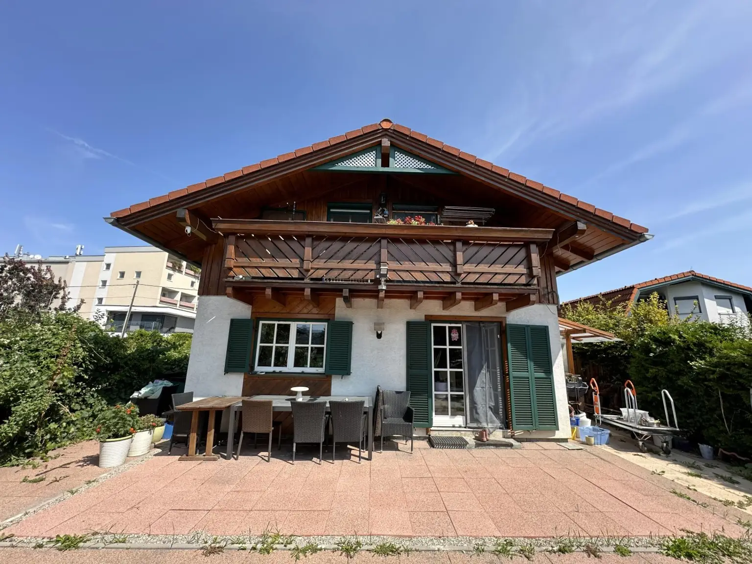 "Haus im Grünen Floridsdorf mit wunderschönem Garten im Eigentum"