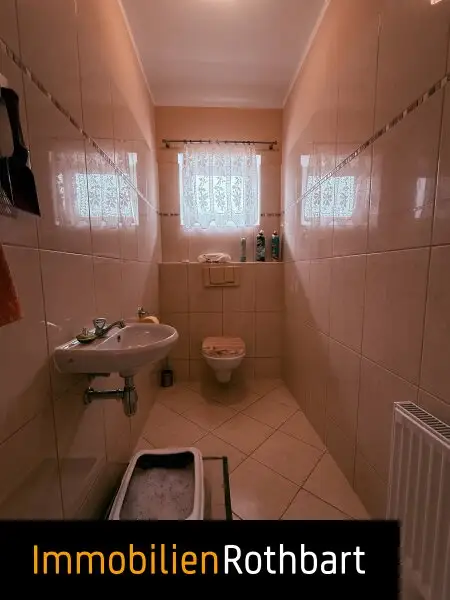 Wohnhaus mit Doppelgarage in bester Lage von St. Lorenzen!