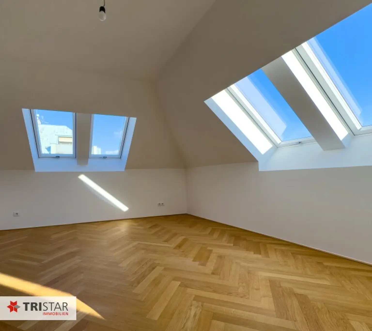 DG-Projekt im 9. Bezirk · 5 Wohnungen · Ost- & Westterrassen · 53–106 m² Urbanes Wohnen · Parks & Uni-Nähe · Sonne von morgens bis abends !