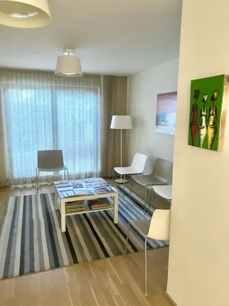 EIGENHEIM mit Garten- ELEGANTE 3-4-Zimmer-Eigentums-Wohnung in Top Lage von STAMMERSDORF!