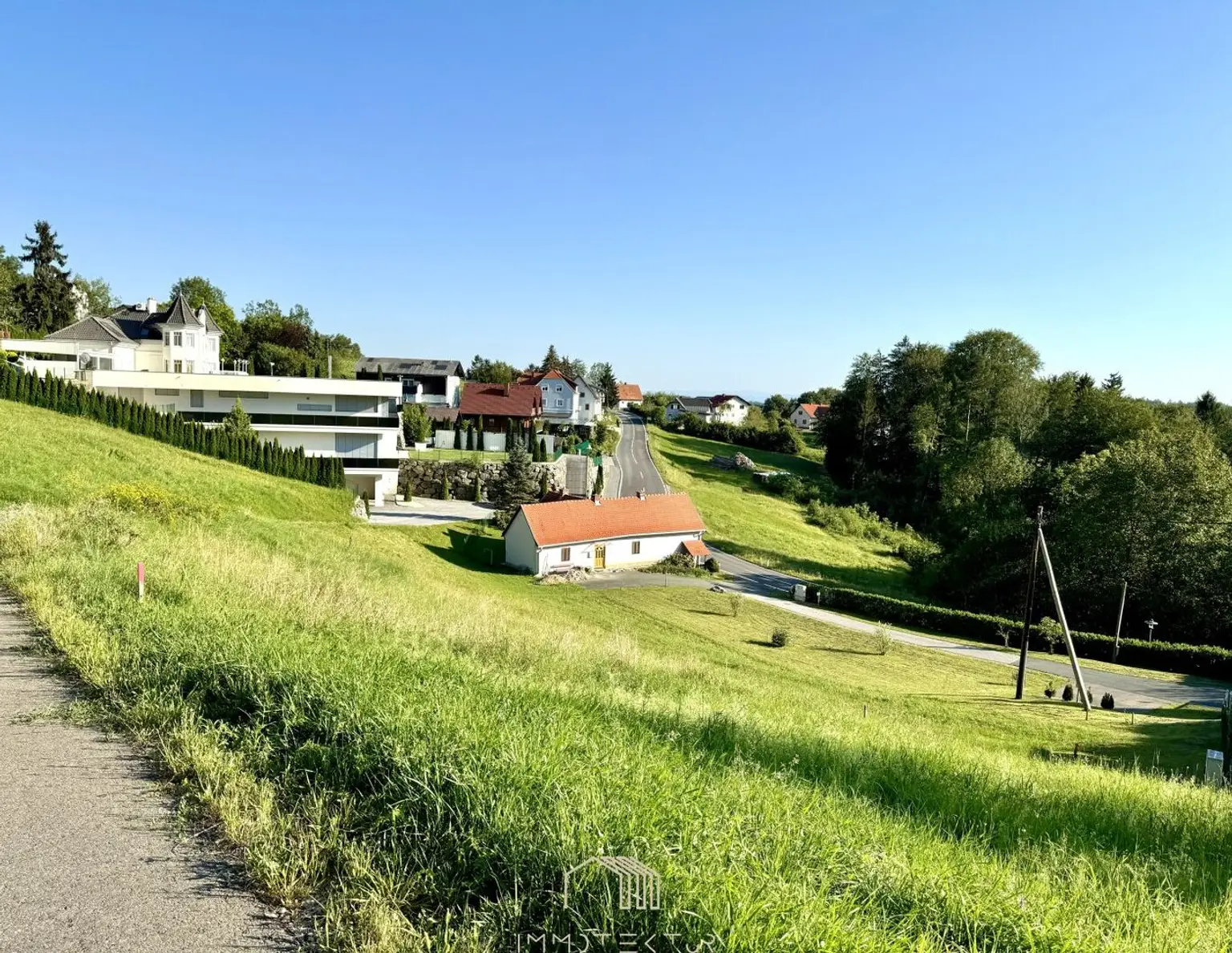 HOHE BAUDICHTE: Sonniges Grundstück nähe Schwarzl-Klinik in Laßnitzhöhe