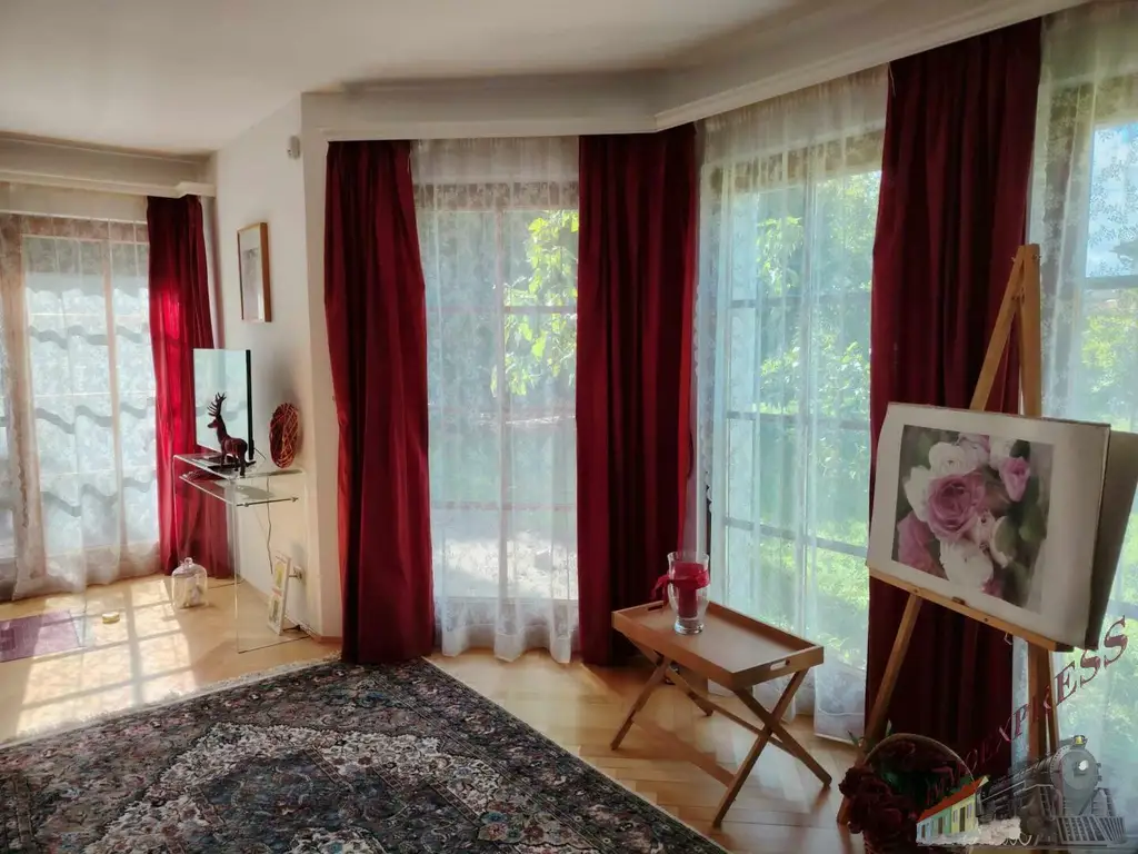 Großzügig gebautes Einfamilienhaus (Baumeisterhaus) auf 950m² Grund - nur ca. 25min nach Wien!
