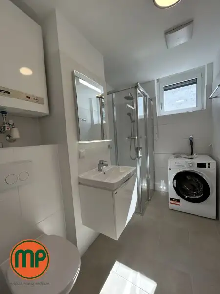 top moderne 2 Zimmerwohnung mit Balkon - einziehen und wohlfühlen!