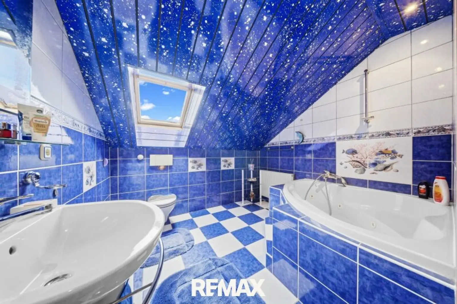 15 OG Badezimmer