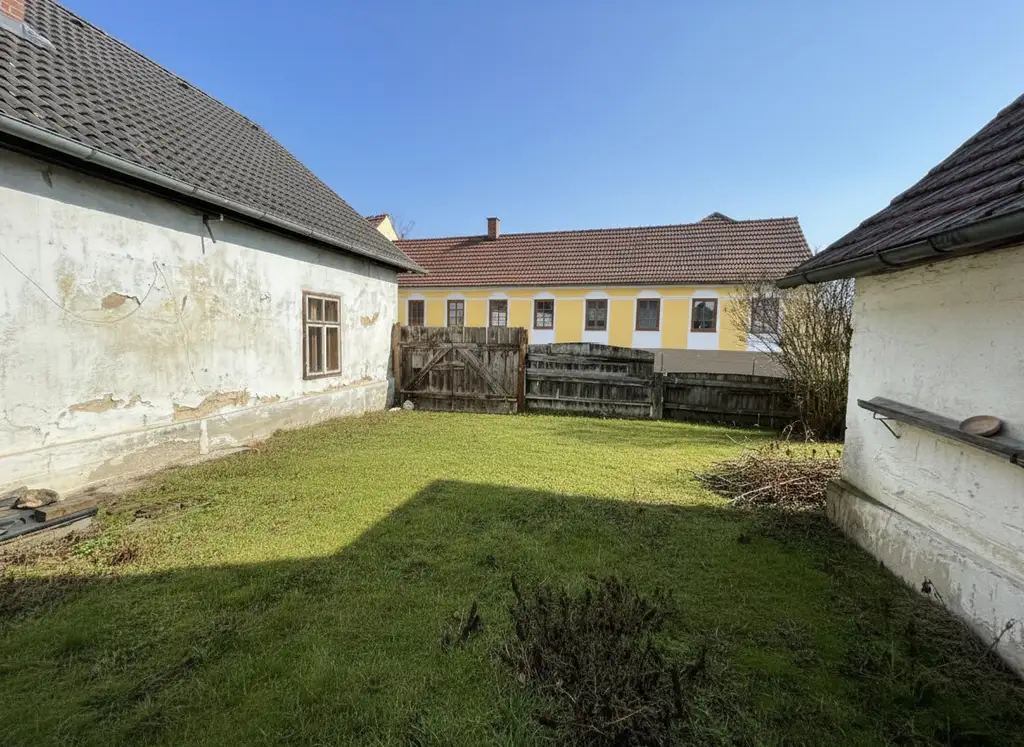 Einfamilienhaus 150m² in Wiedendorf, Niederösterreich – sanierungsbedürftig, viel Potenzial!