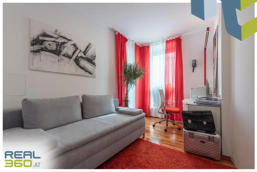 Exklusive 173 m² Loft-Wohnung mit großer uneinsehbarer Dachterrasse in Traun!