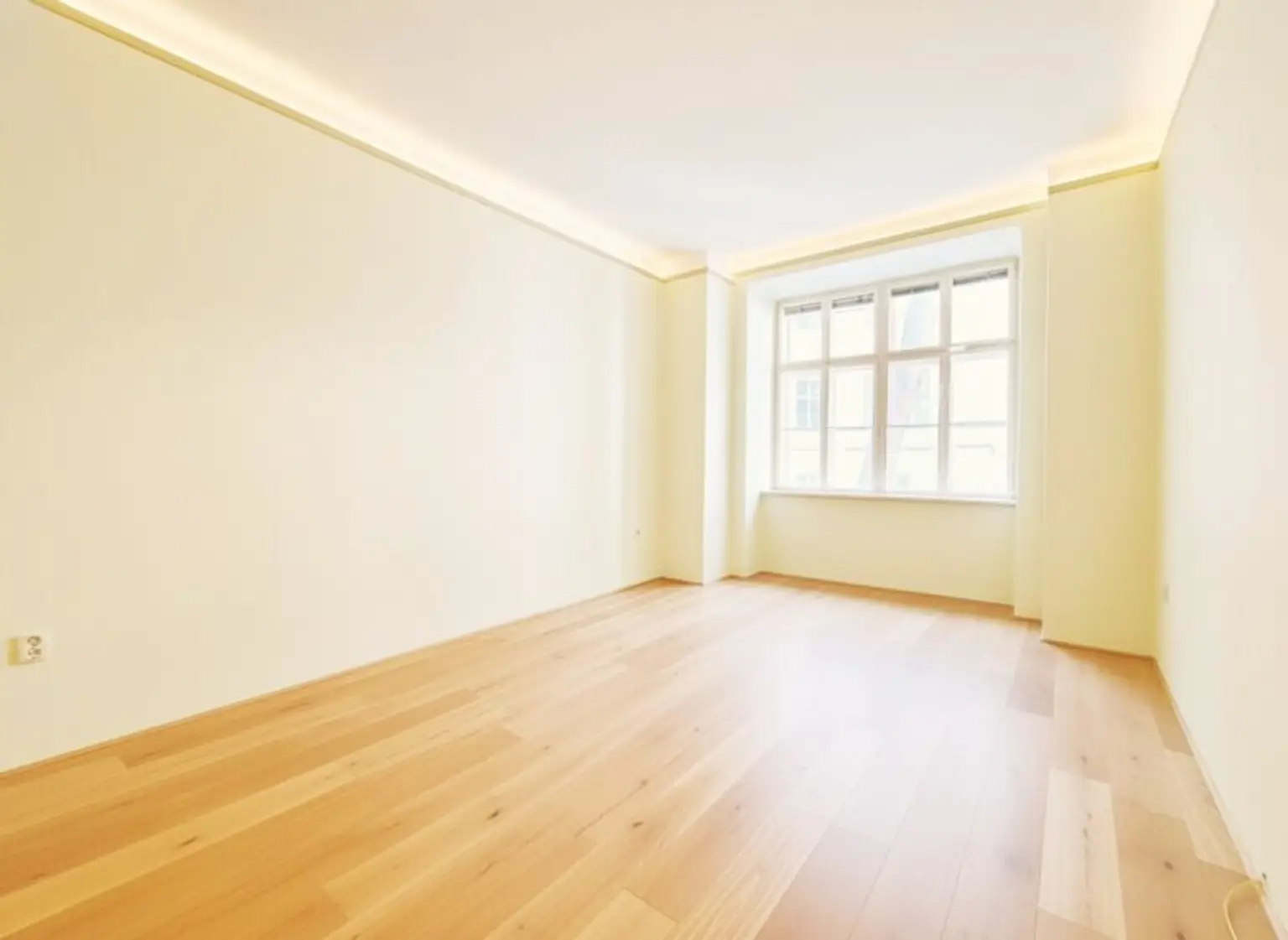 ++NEW++  ALTBAU-CHARME & flexibler Grundriss!  Luxury Ausführung in begehrter Lage des 18. Bezirks! Ebner-Eschenbach-Park