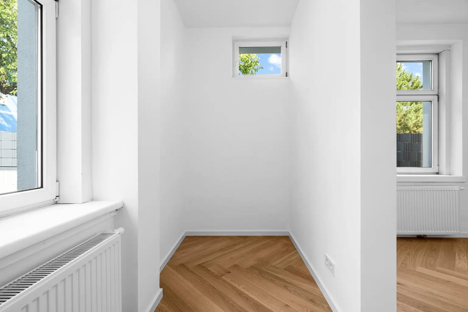 "Luxus trifft Lebensqualität (mit Garten und Terrasse)!"