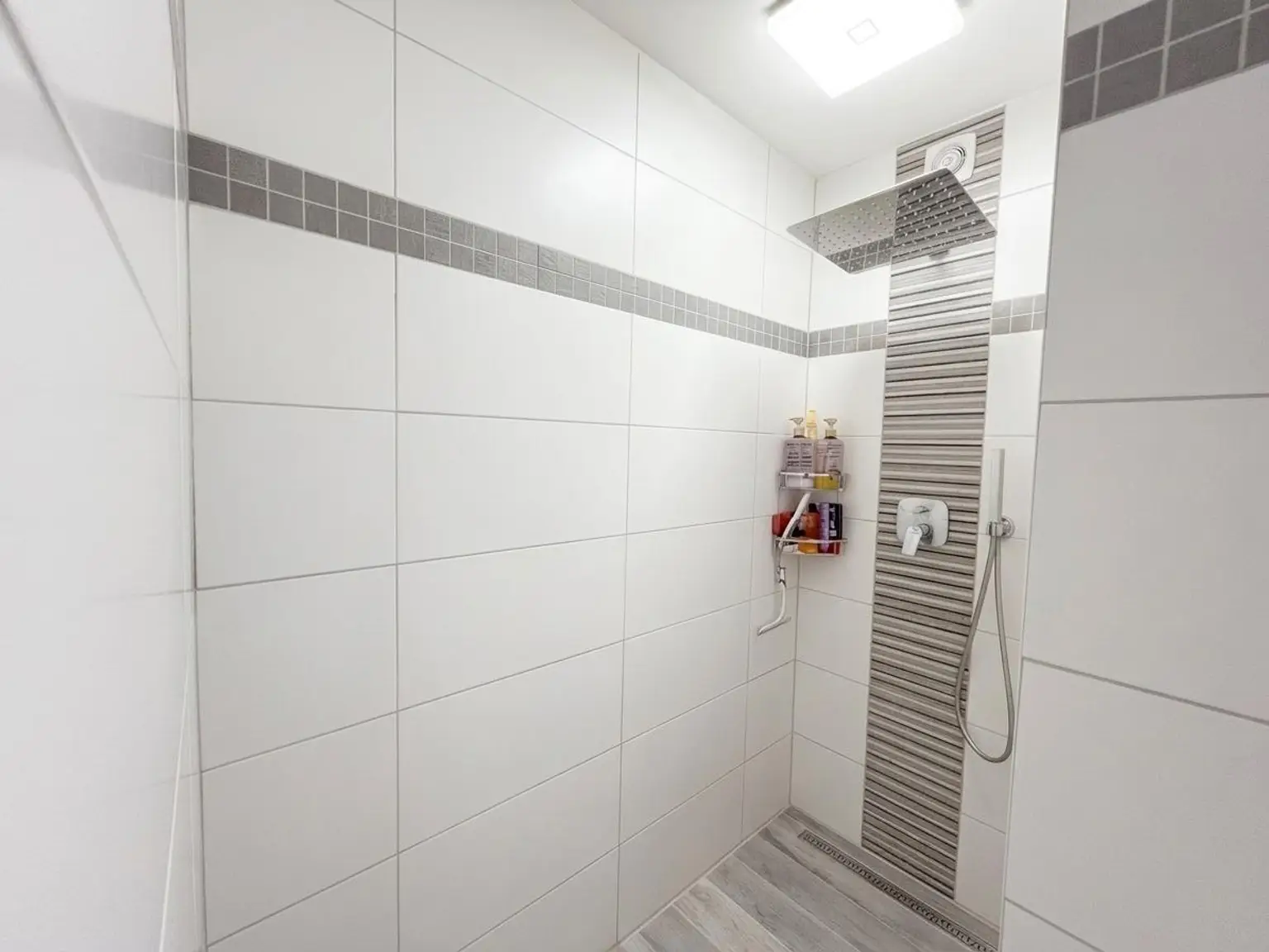 Dusche