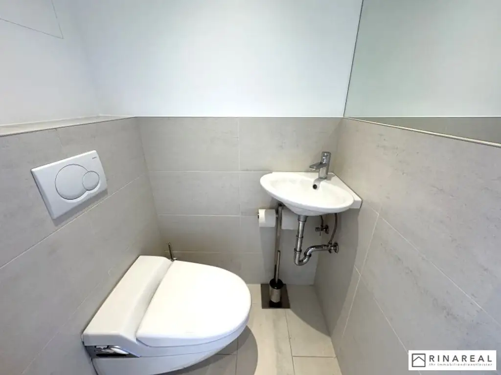 HUTWEIDENGASSE | Exklusives Penthouse mit traumhafter Dachterrasse | 3 Zimmer | ca. 99 m² Wohnfläche | teilmöbliert | zzgl. Duplex-Stellplatz