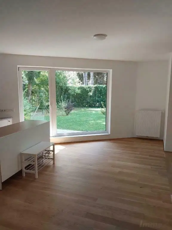 Großzügige 5-Zimmer-Gartenwohnung mit Tiefgaragenplatz in Villenviertel zwischen UNI und LKH - Nähe Hilmteich ab sofort zu vermieten!