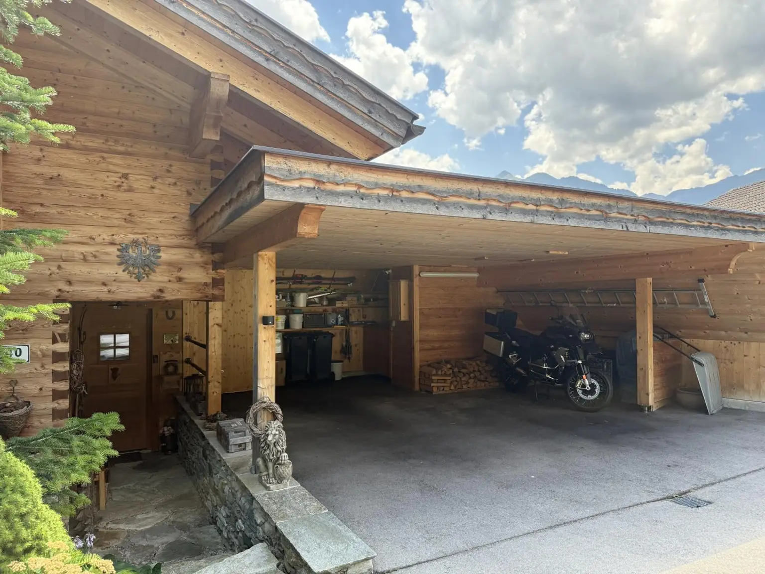 Carport, Abstellraum