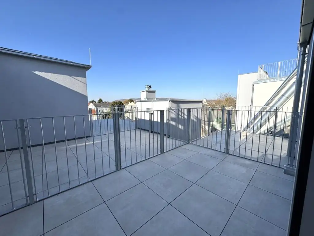 2 Zimmer Dachgeschoss Wohnung mit Home-Office Bereich und Terrasse sowie Klimaanlage - Erstbezug - Unbefristet