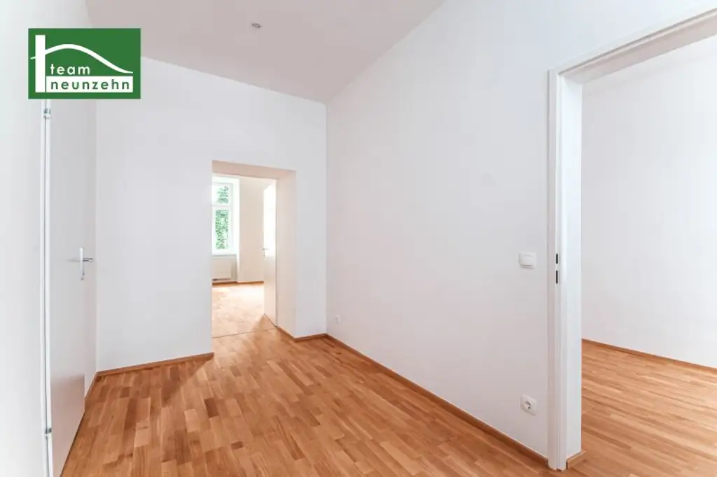 Sechshaus - Erstbezug nach Renovierung! Innenhofausrichtung und 5 Gehminuten zu U4 und U6! Helle Altbauwohnung mit großen Zimmern!
