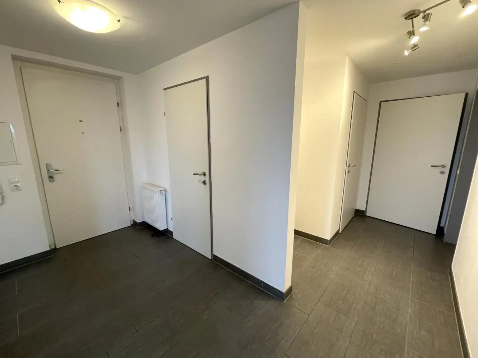 Großzügige Dachgeschosswohnung mit traumhafter Dachterrasse