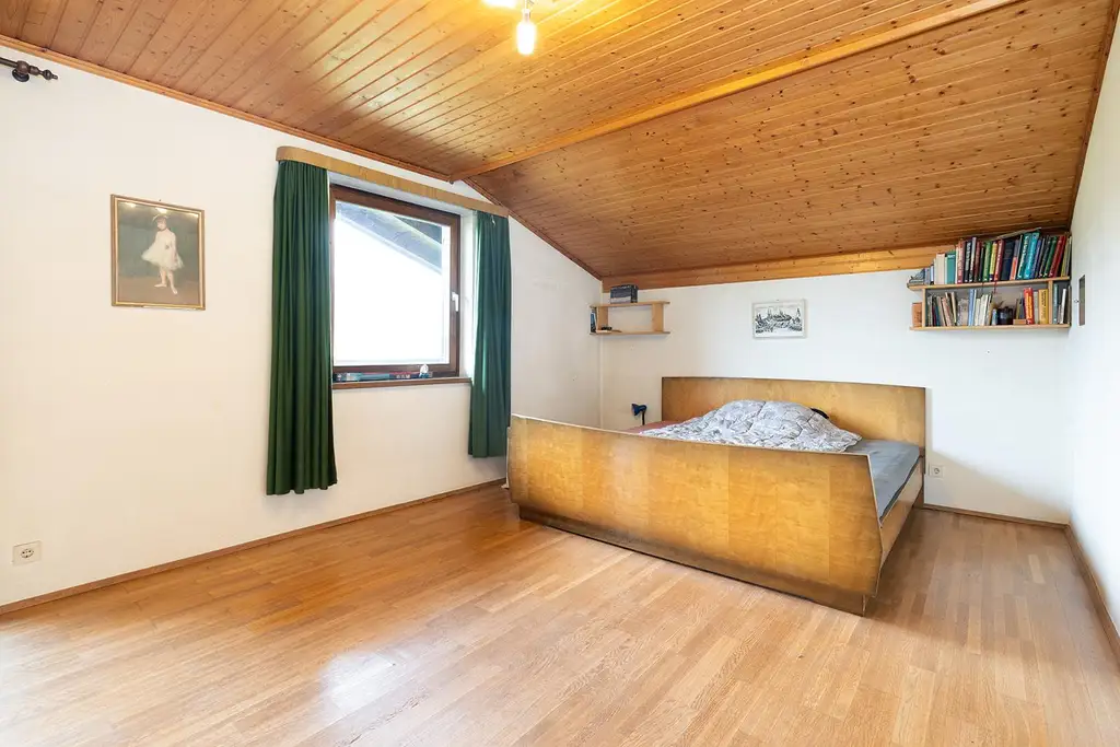Einfamilienhaus mit Potenzial & großem Garten in Goldegg