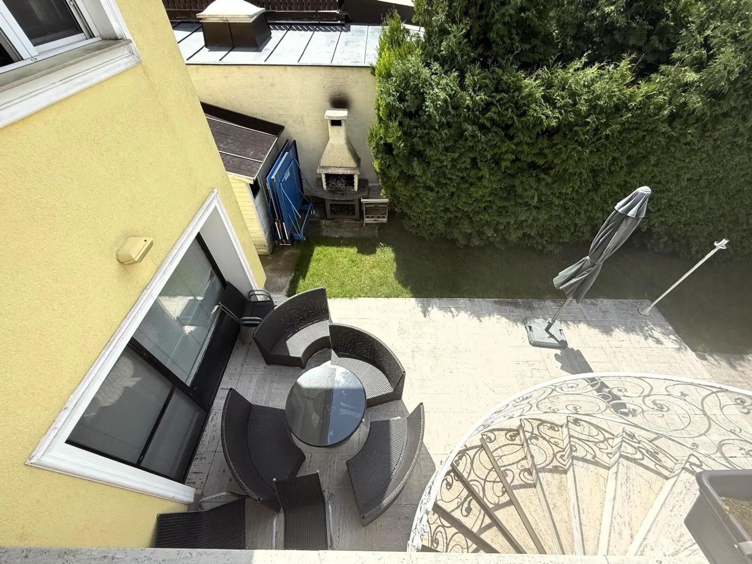 Haus/Villa mit lebenslangem Wohnrecht zu verkaufen // House/villa with lifetime right of residence for sale //