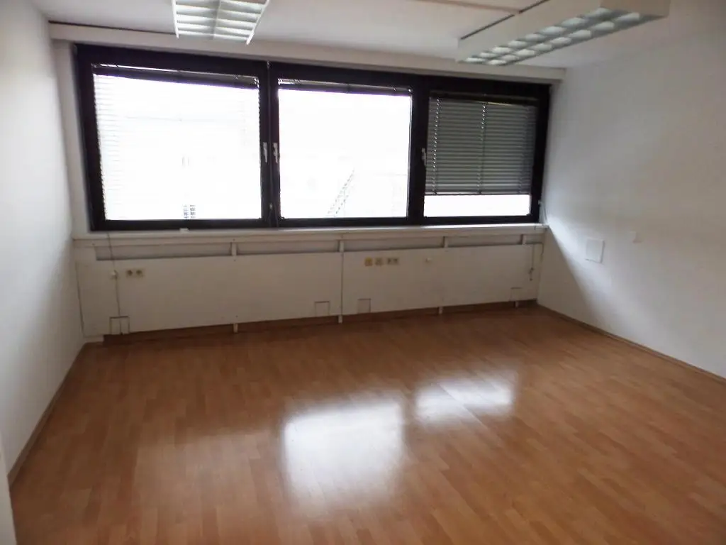 175m²  Büro/ Ordination