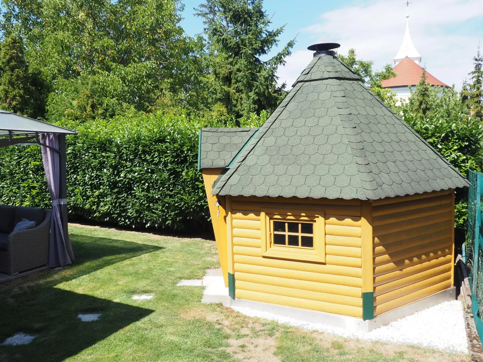 Garten-Grillhaus