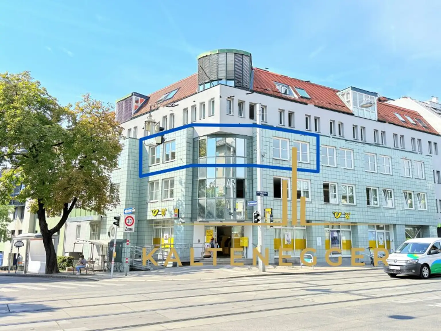 Erstbezug nach Sanierung ++ Außergewöhnliche 3-Zimmer Wohnung ++ mit großer Fensterfront und offenem Grundriss