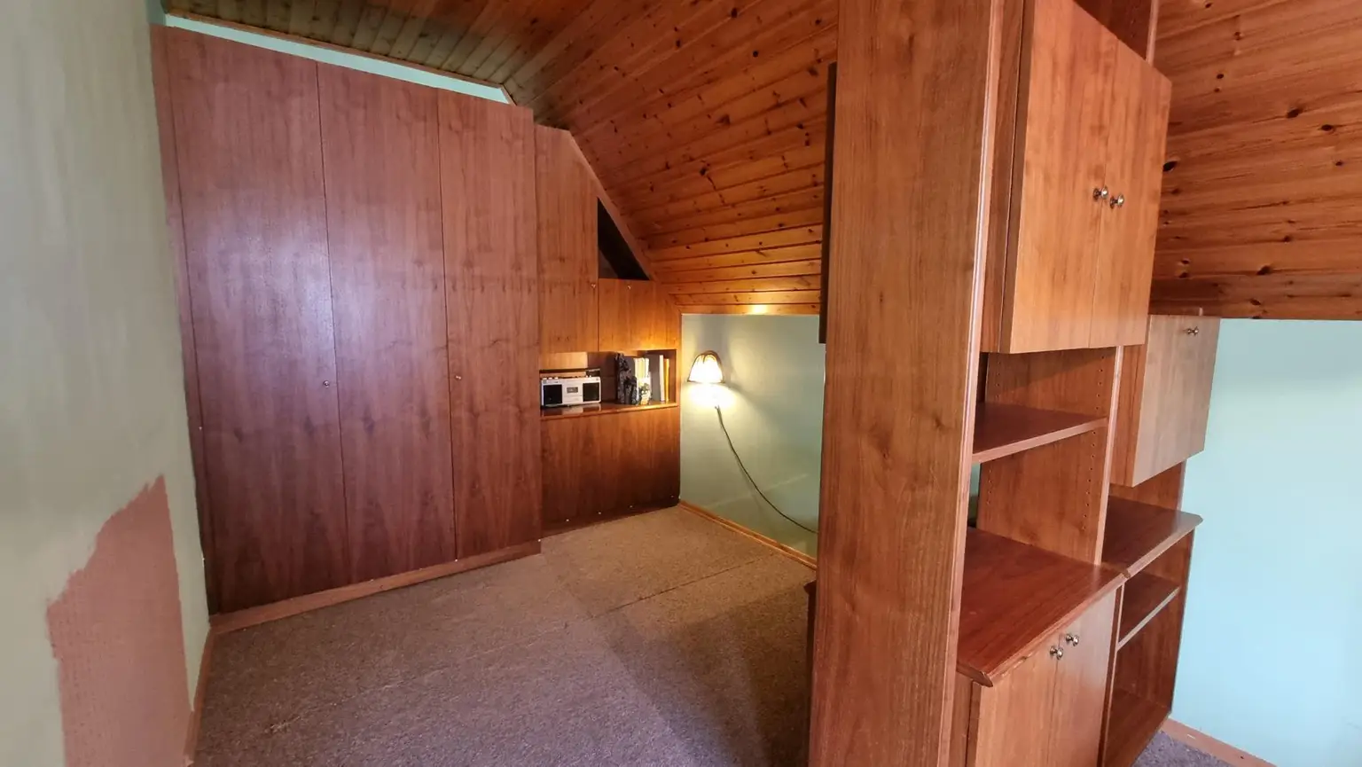 Wohnen in ruhiger Siedlungslage - Einfamilienhaus in Heuberg